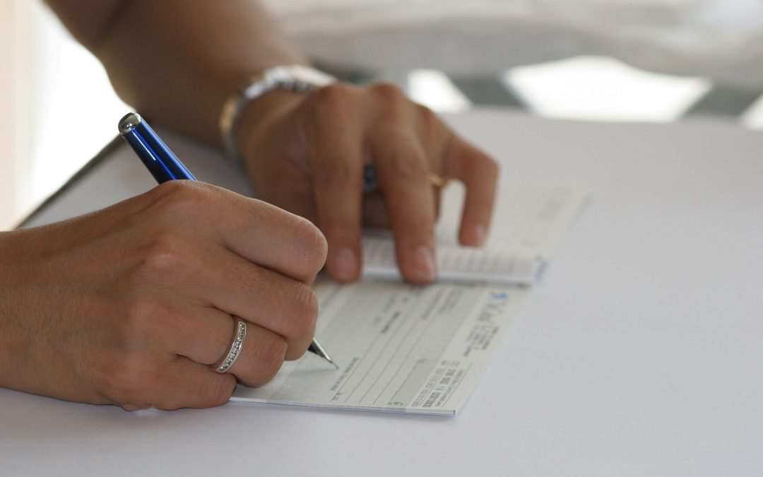 Empregado doméstico pode receber adiantamento de salário?